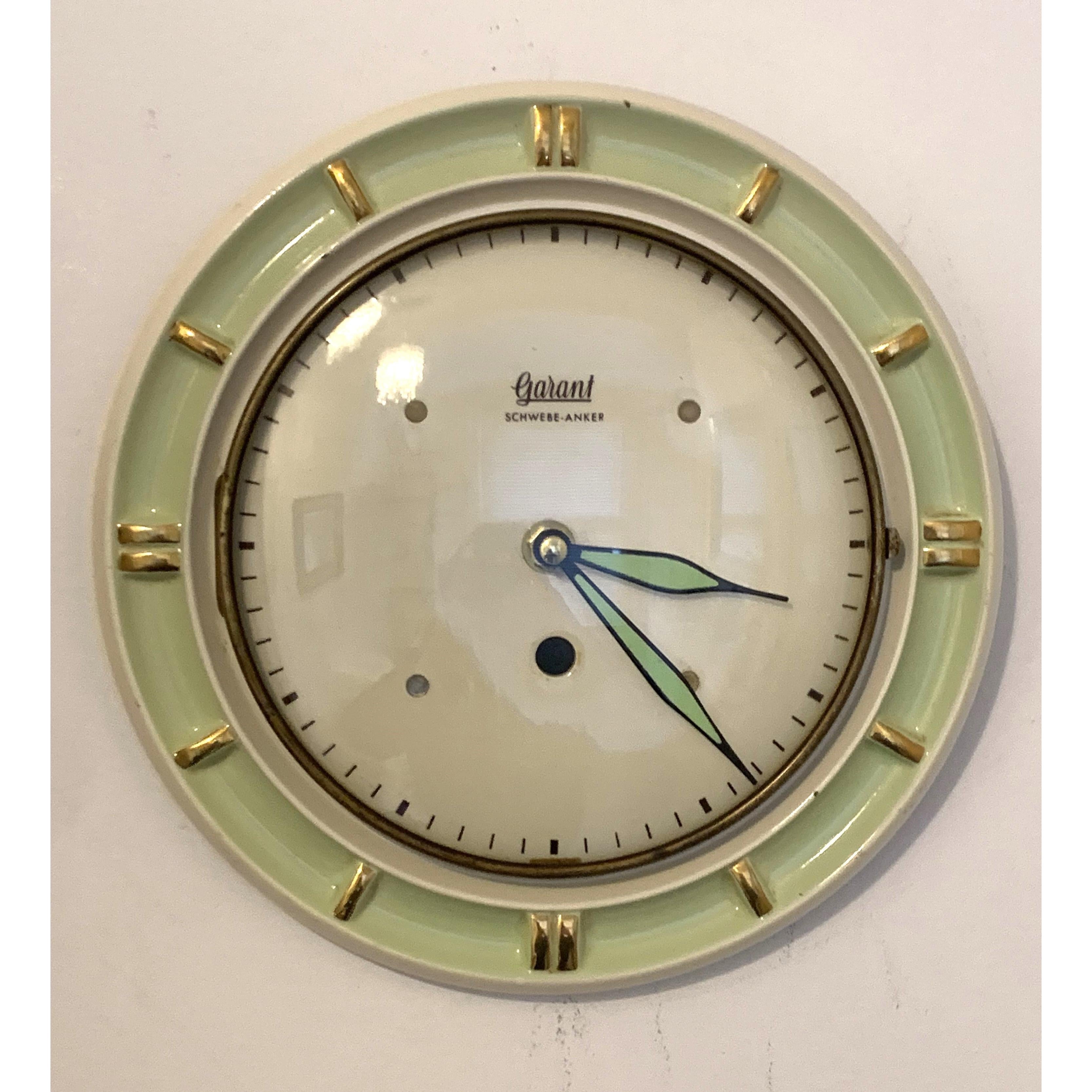 1950s Garant Schwebe-Anker Ceramic Wall Clock – Mint Green, West Germany, Mid Century Modern.