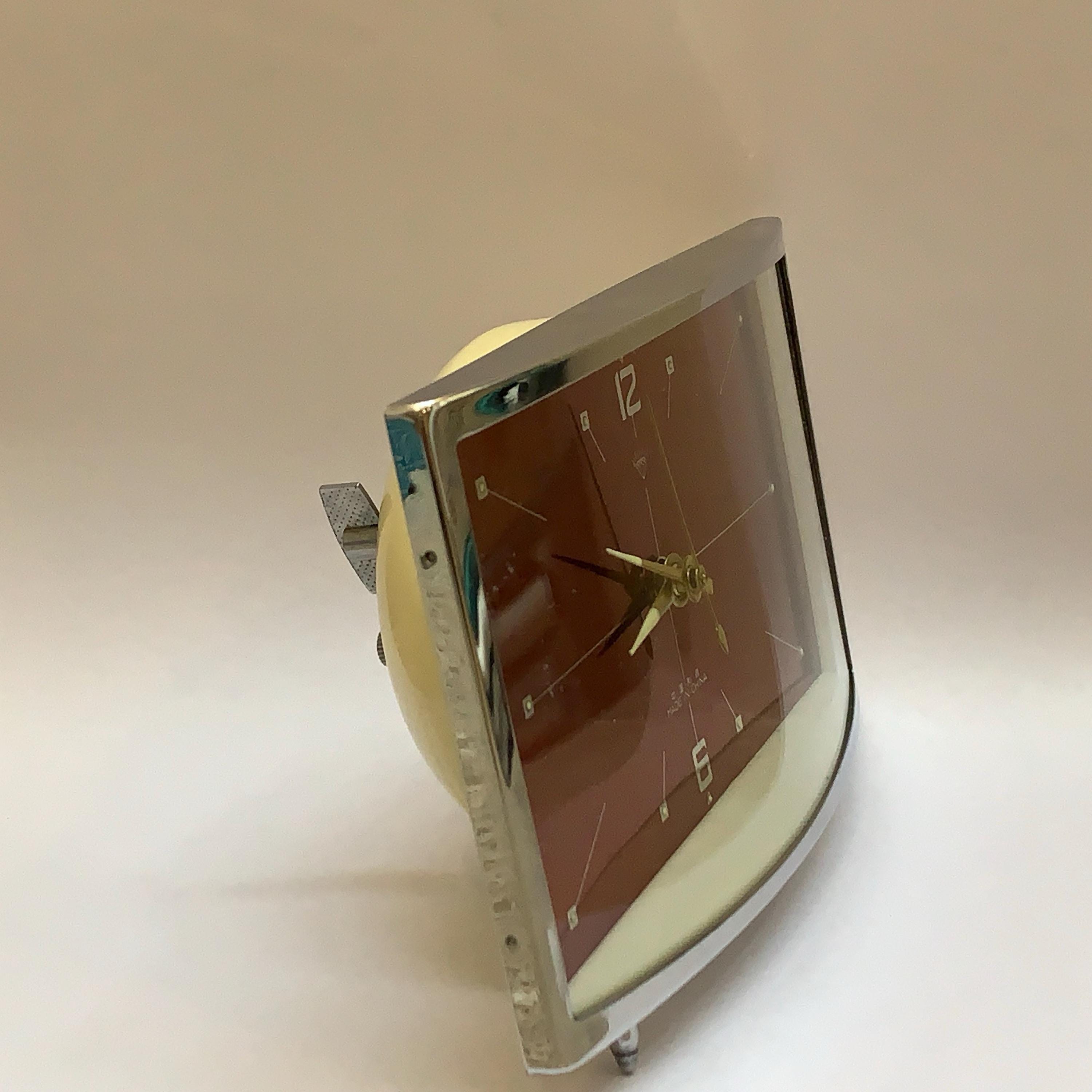 1980s Diamond Mechanical Table Clock – Red Dial, Wind Up, NOS Original Box