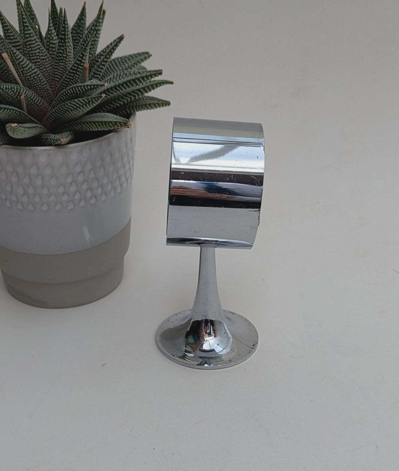 Estyma Tulip Alarm Clock – 1960s West German Space Age Chrome, Blue Luminous Dial