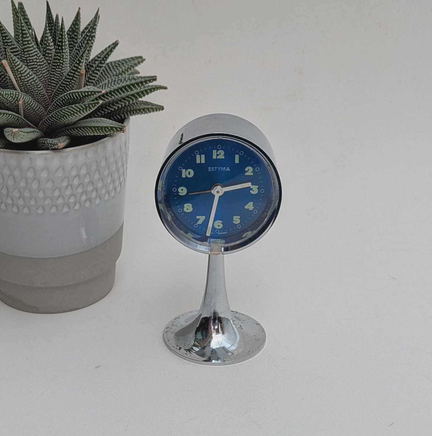 Estyma Tulip Alarm Clock – 1960s West German Space Age Chrome, Blue Luminous Dial