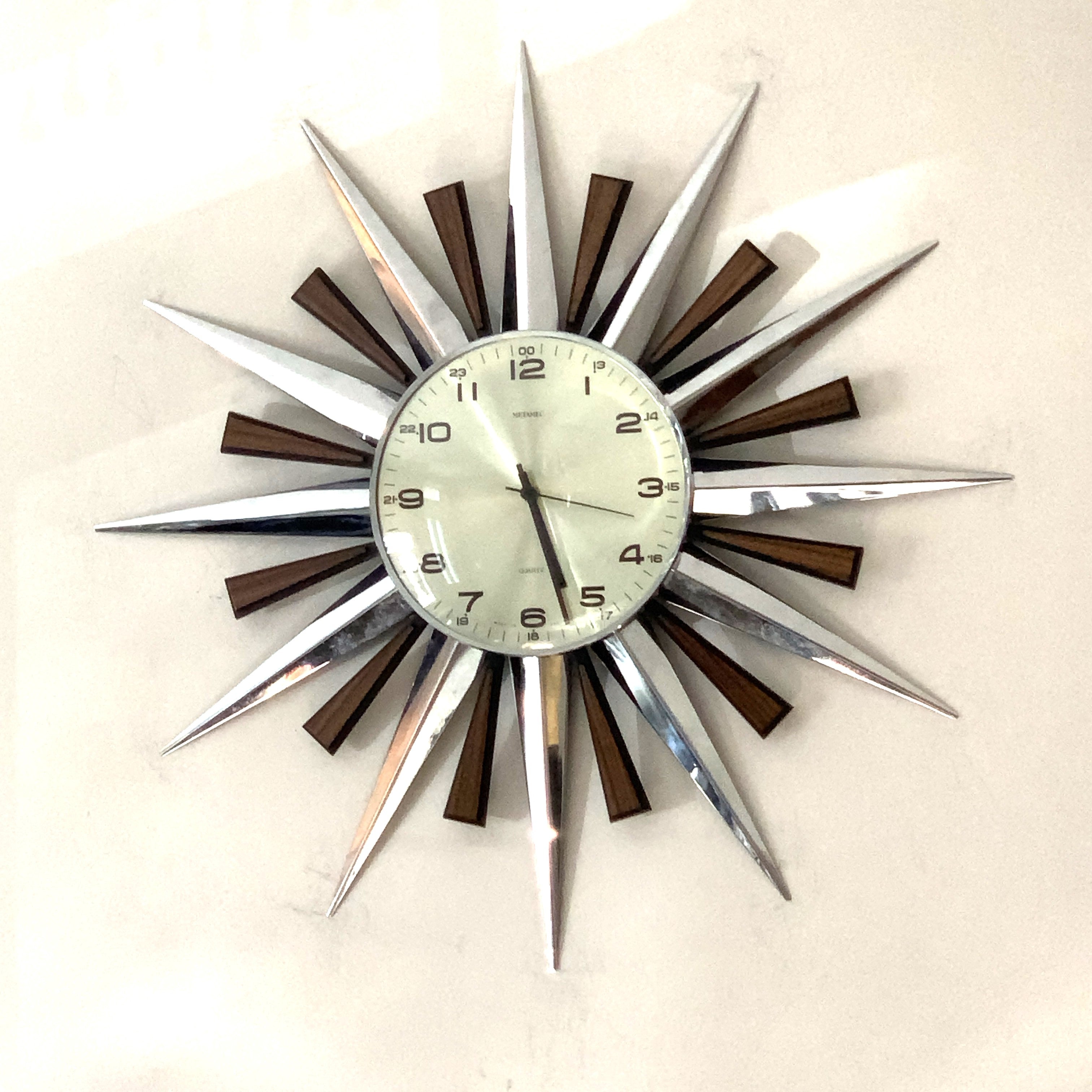 Metamec 5629 Starburst Wall Clock — Chrome & Teak, 24-Hour Dial, Original Movement, 1975–1979