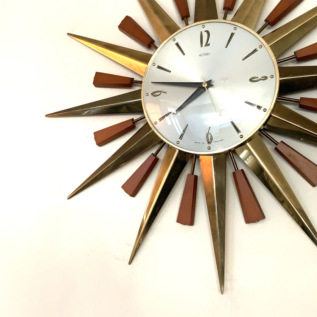 Metamec 5629 Starburst Wall Clock — Teak & Brass, Original Hands, 1960s