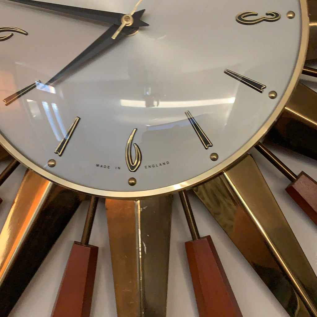 Metamec 5629 Starburst Wall Clock — Teak & Brass, Original Hands, 1960s
