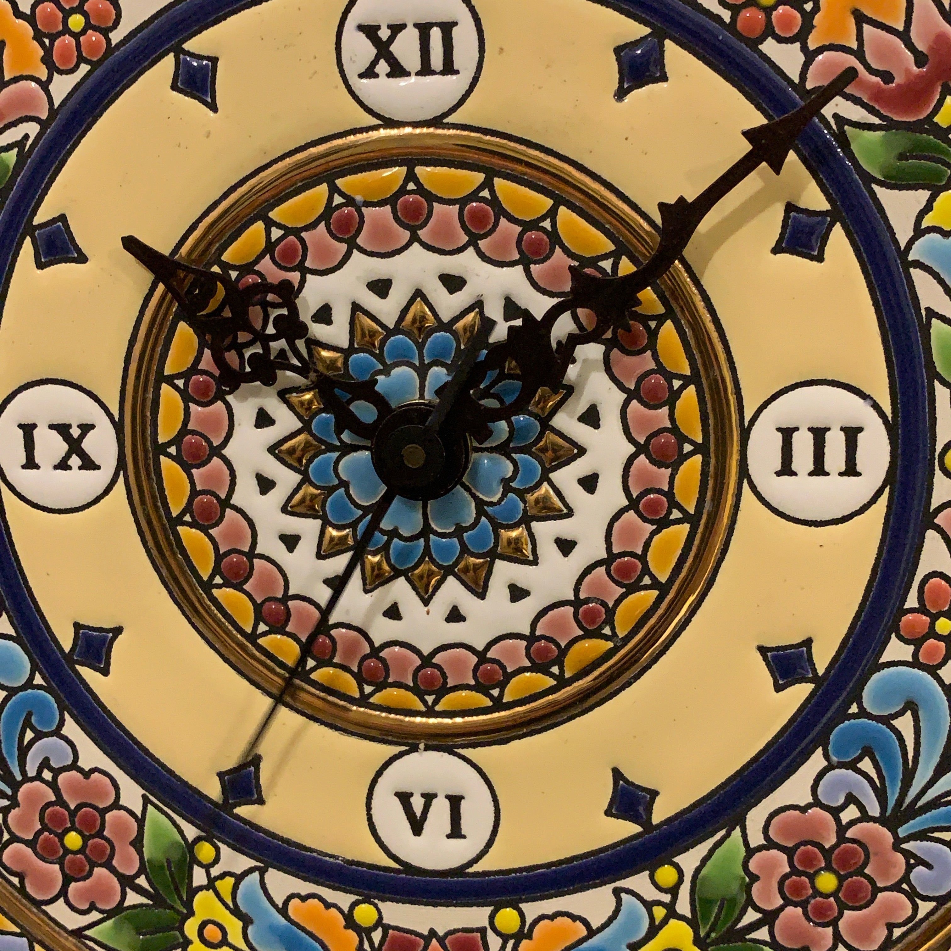 Cearco Spain Ceramic Wall Clock — Hand Painted 24K Gold Floral