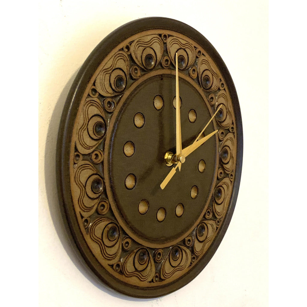 Jersey Pottery Wall Clock – 1970s Channel Islands Sgraffito Brown Ceramic Plate 10 Inch Quartz