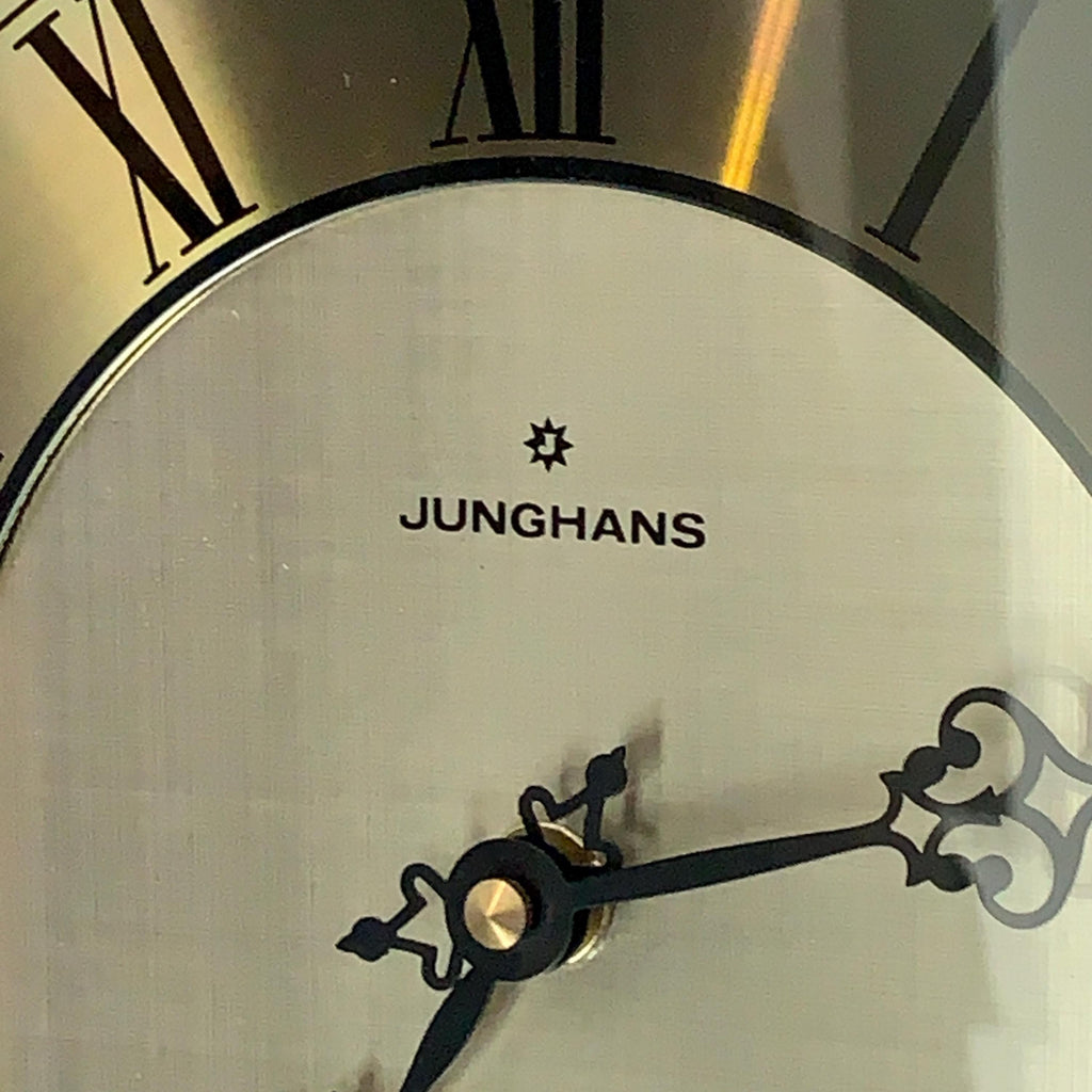 Junghans Wall Clock, Red Oak Case, Roman Numerals, German Quartz, 1970s–1980s, 11.25 Inch