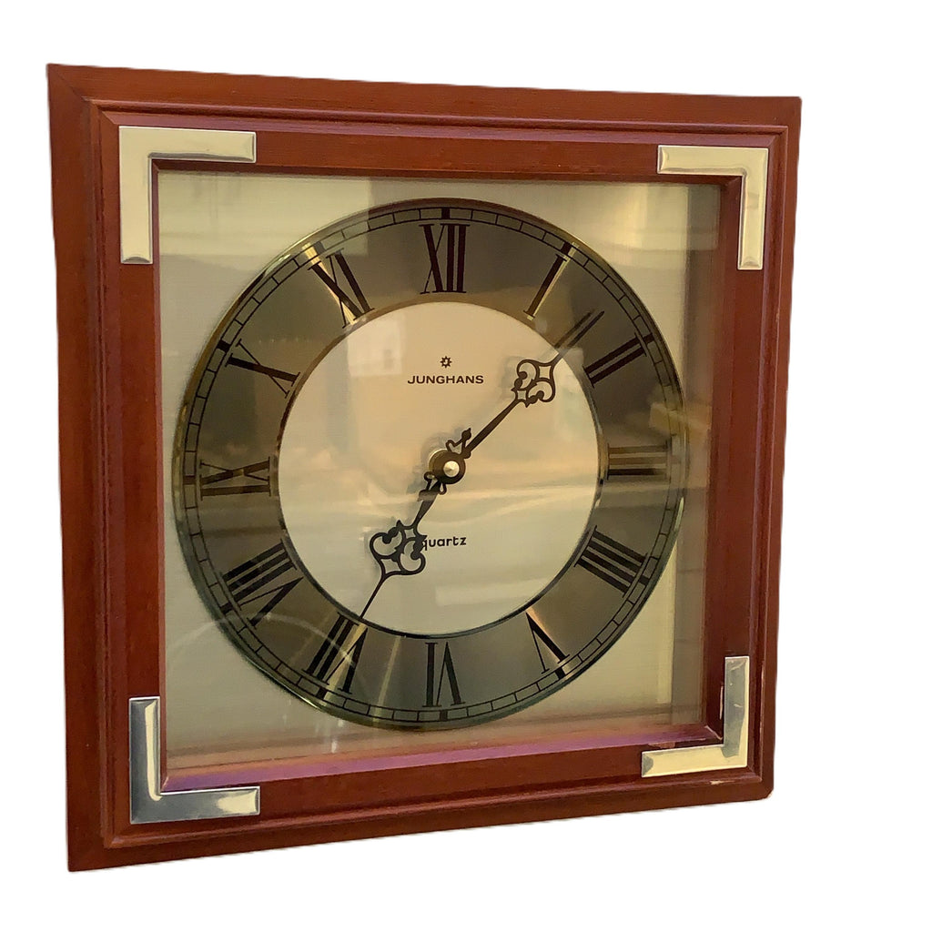 Junghans Wall Clock, Red Oak Case, Roman Numerals, German Quartz, 1970s–1980s, 11.25 Inch