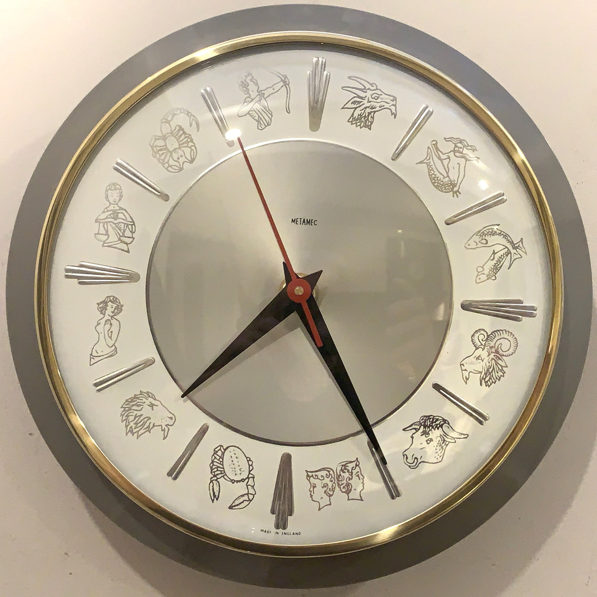 Metamec 1848 Zodiac Wall Clock — Rare 1960s Grey Bakelite, Brass Bezel