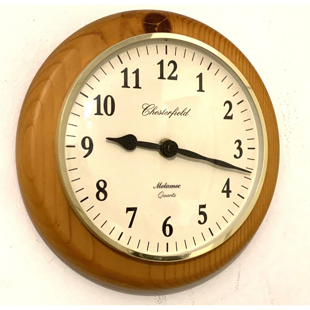 Metamec Chesterfield Wall Clock – Vintage Pine Wood Brass Bezel Arabic Numeral Quartz 7½ Inch