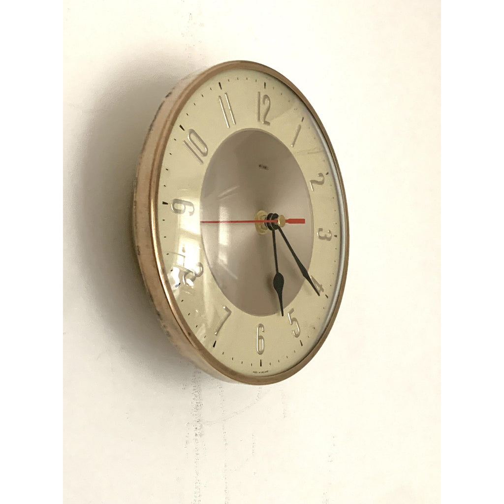 Metamec Model 3857 Wall Clock – 1960s Cream Gold Kitchen Clock Quartz Converted Made in England