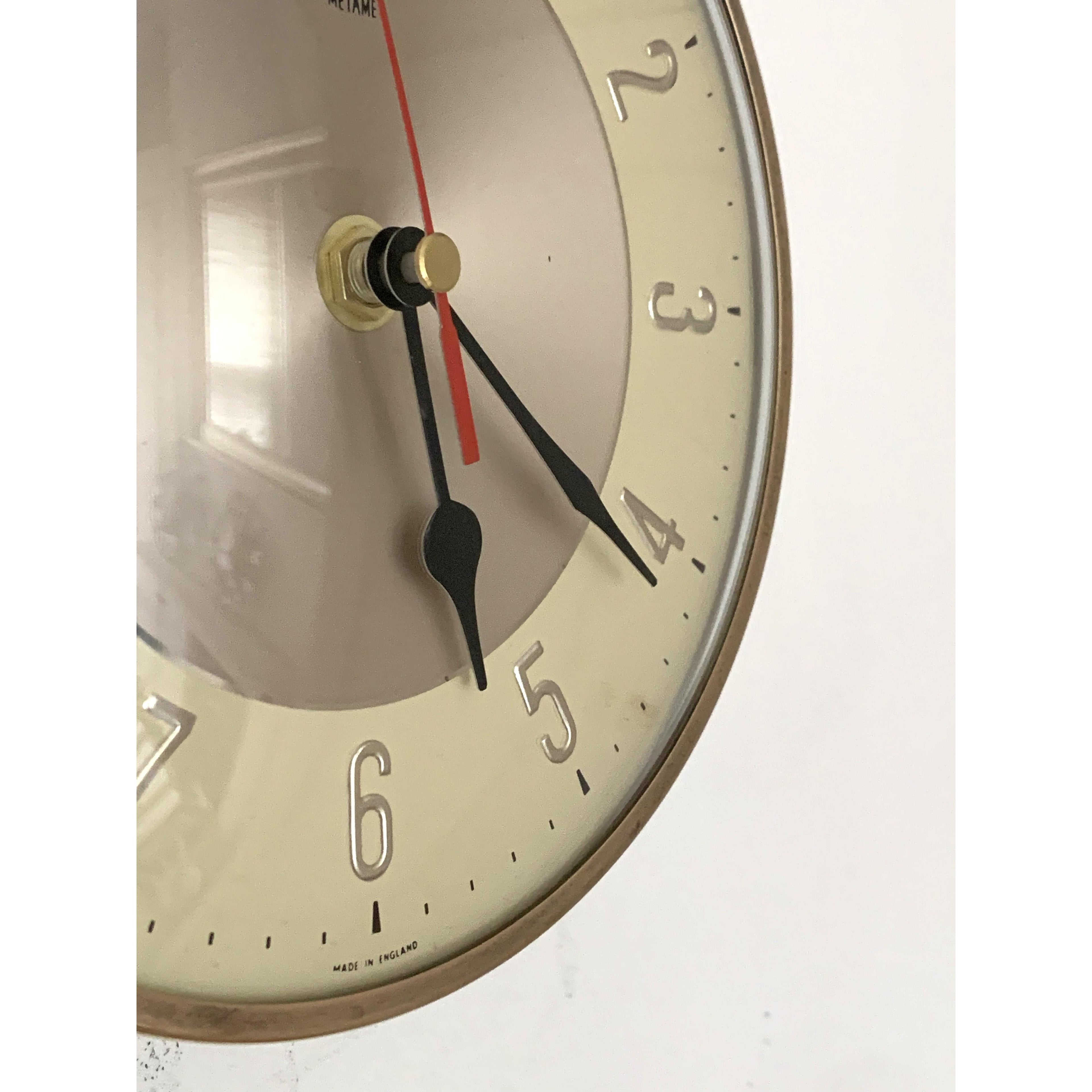 Metamec Model 3857 Wall Clock – 1960s Cream Gold Kitchen Clock Quartz Converted Made in England