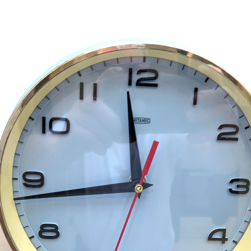 Metamec Model 5601 Wall Clock – 1960s Pale Blue Bakelite Brushed Aluminium Bezel New Quartz 8 Inch