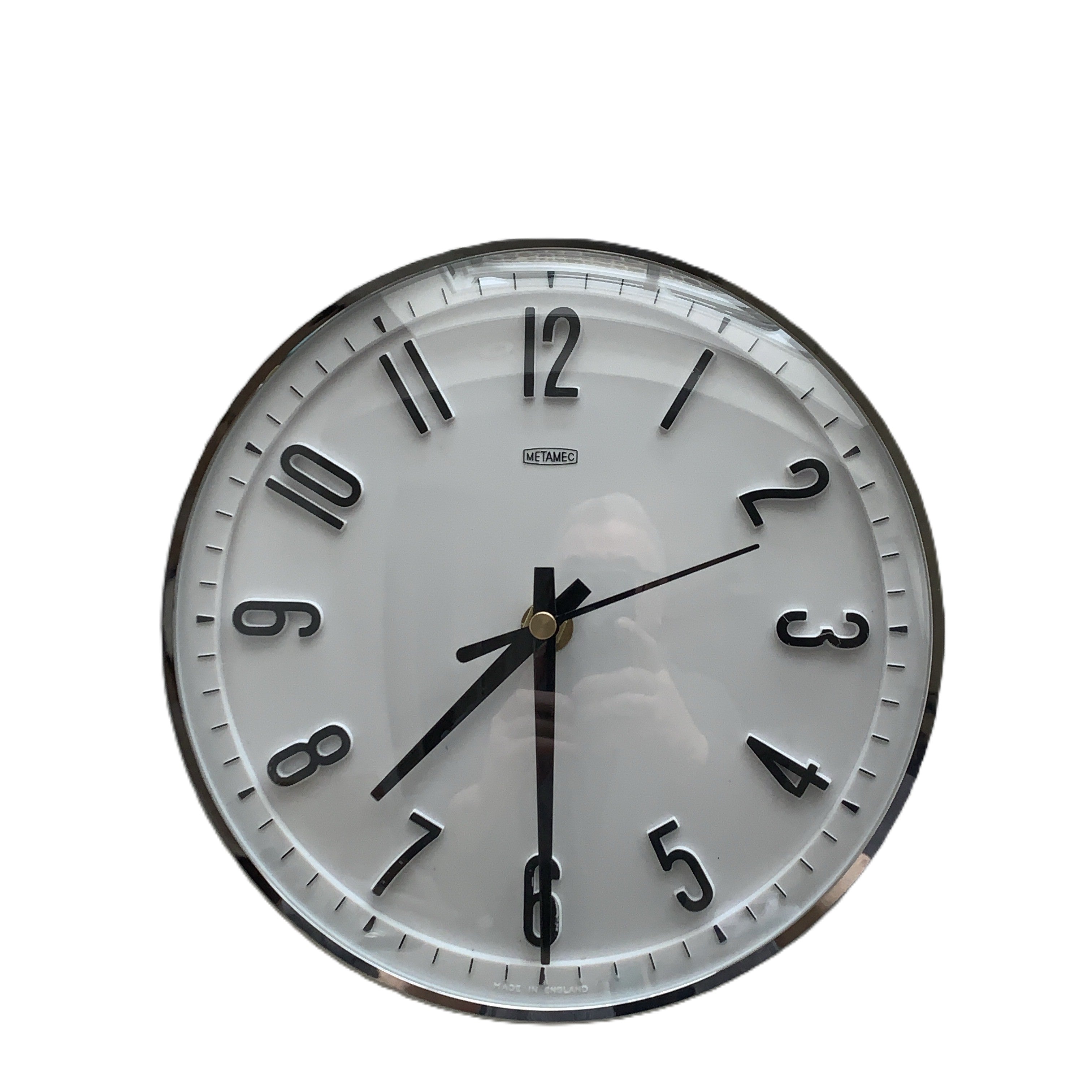 Metamec Model 5868 Wall Clock – 1960s White Chrome Bezel Arabic Numeral All Black Hands 8 Inch