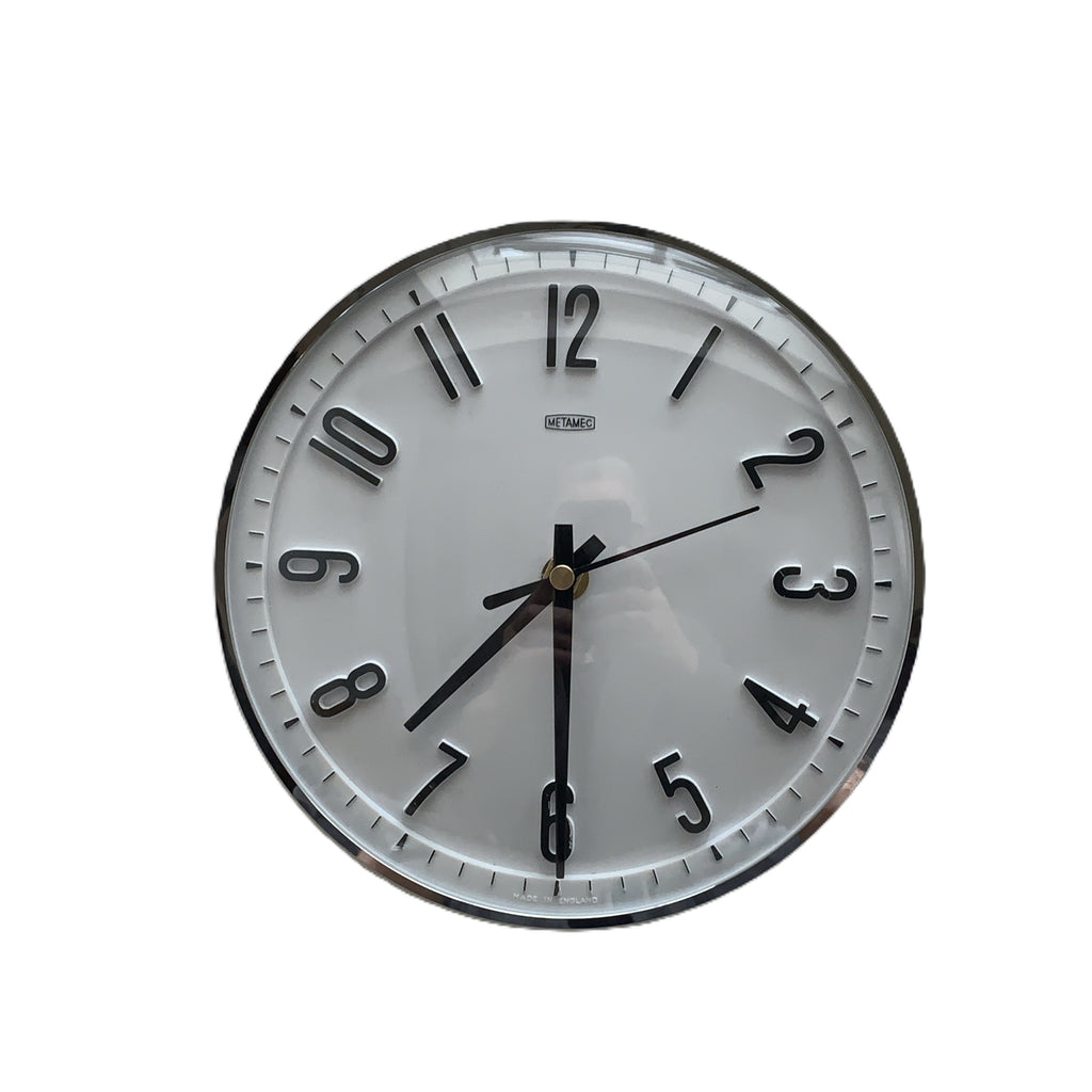 Metamec Model 5868 Wall Clock – 1960s White Chrome Bezel Arabic Numeral All Black Hands 8 Inch