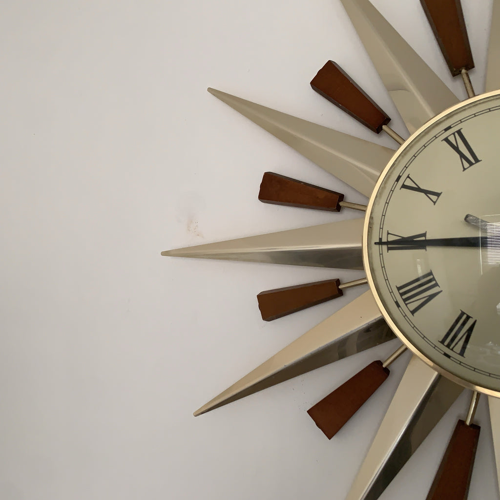 Metamec Model 5892 Starburst Wall Clock – 1960s Brass Edition Teak Brass Roman Numeral Quartz