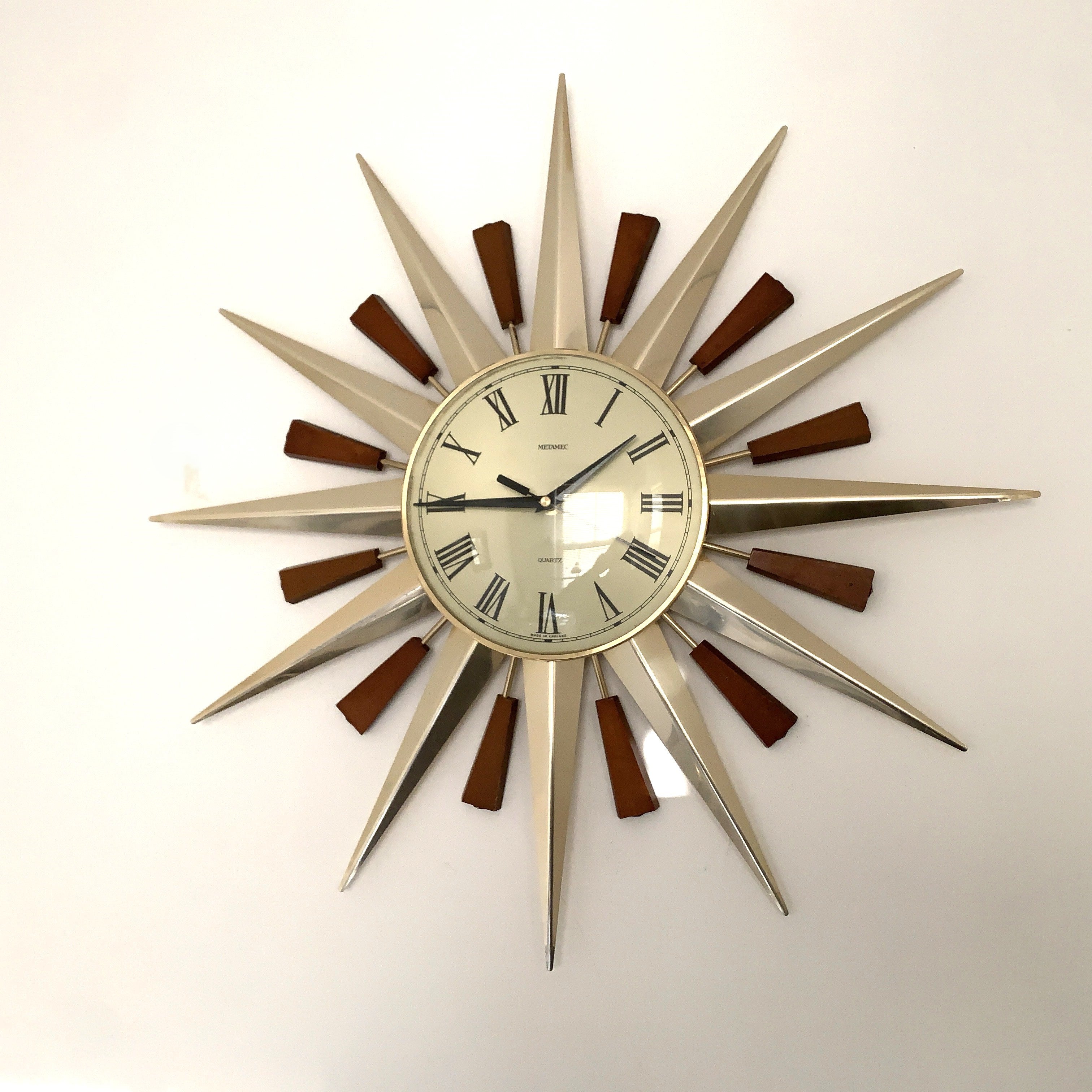 Metamec Model 5892 Starburst Wall Clock – 1960s Brass Edition Teak Brass Roman Numeral Quartz