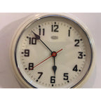 Metamec Model 747 Wall Clock Vintage 1950s Cream Bakelite Flat Glass