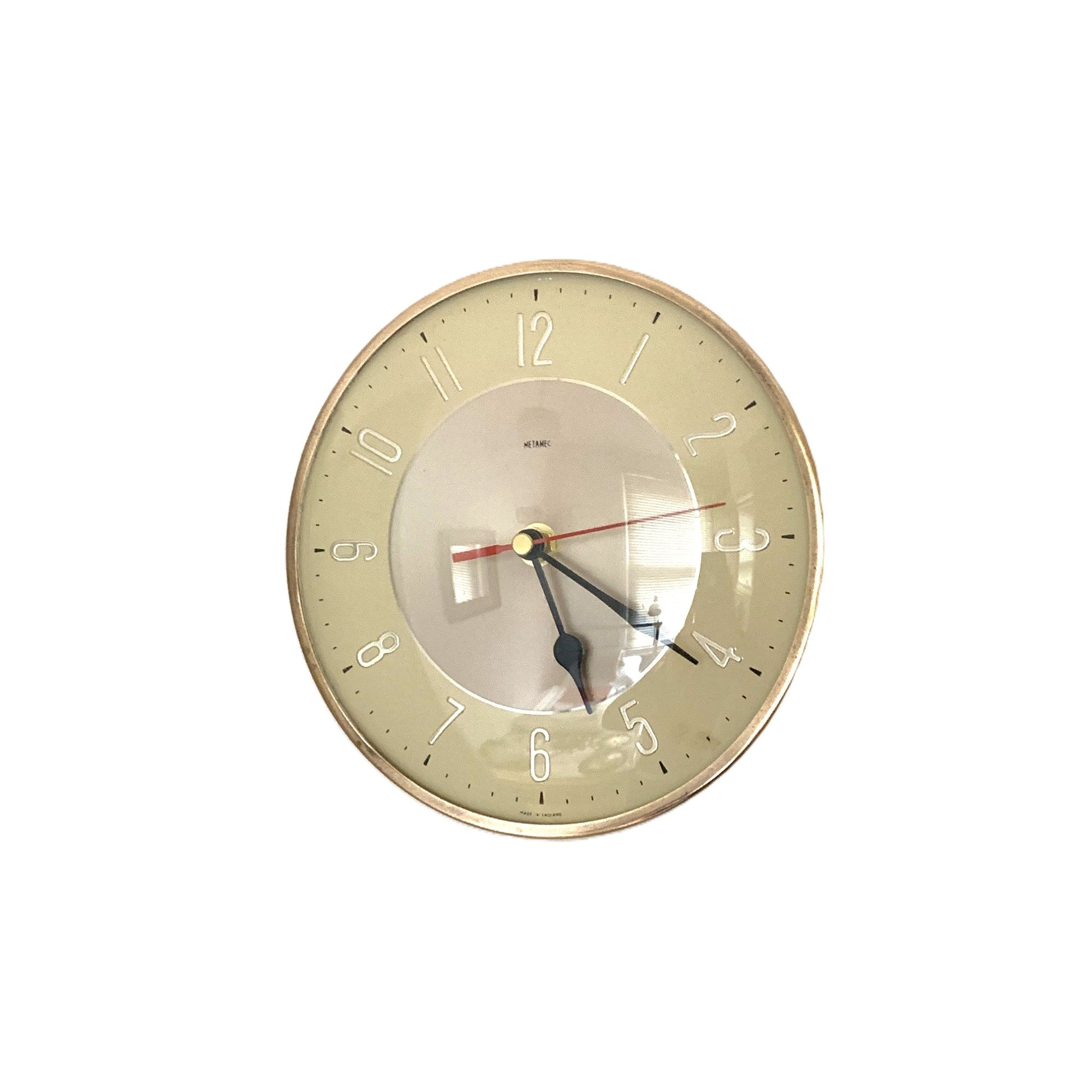 Metamec Model 3857 Wall Clock – 1960s Cream Gold Kitchen Clock Quartz Converted Made in England