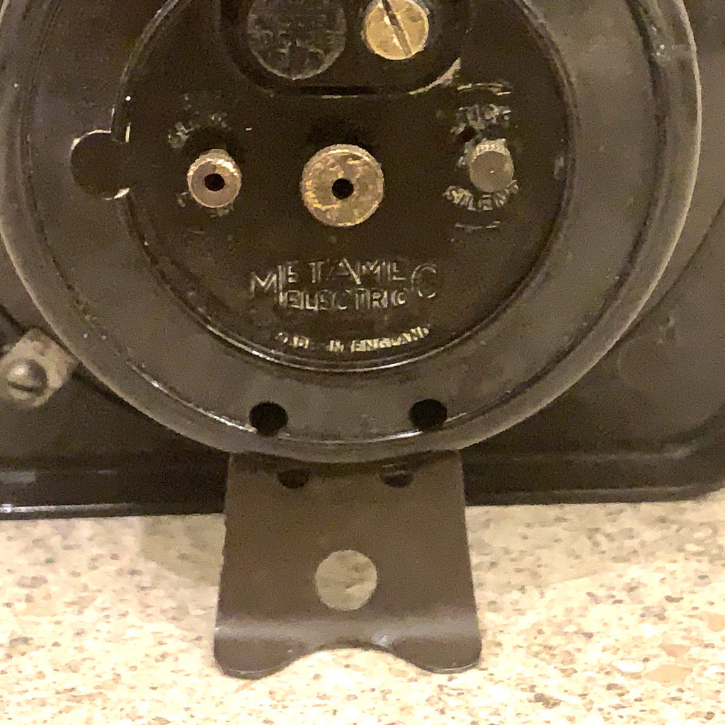 Rare 1952 Metamec Bakelite Mantel Clock, Model 748, Quartz Movement, Art Deco Style