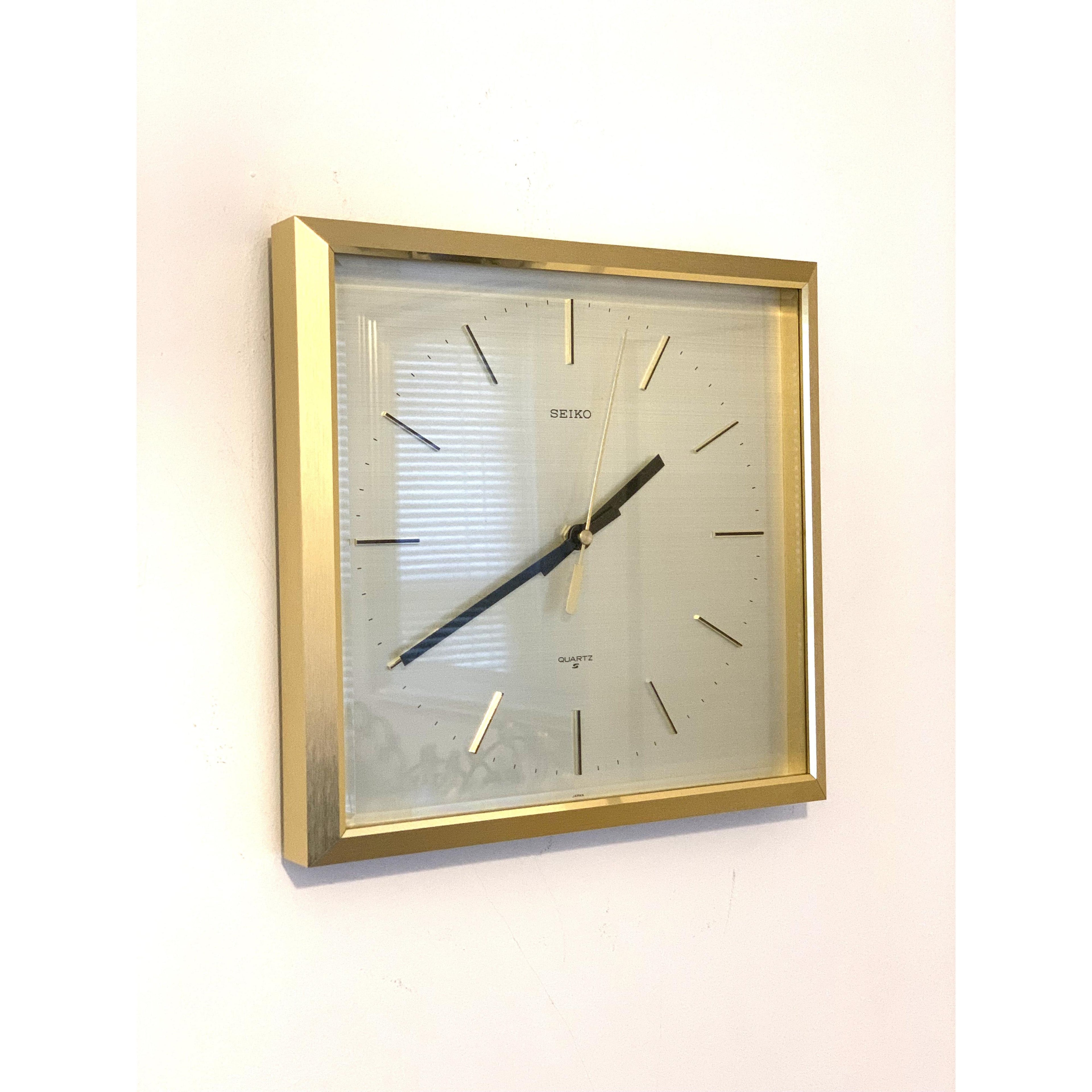 Seiko QA211D Square Wall Clock – 1970s Gold Tone Brass Frame Textured Dial Original Hands 11 Inch