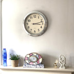 Seth Thomas Manager 16Q Chrome Wall Clock – 18.25 Inch Retro Statement Piece