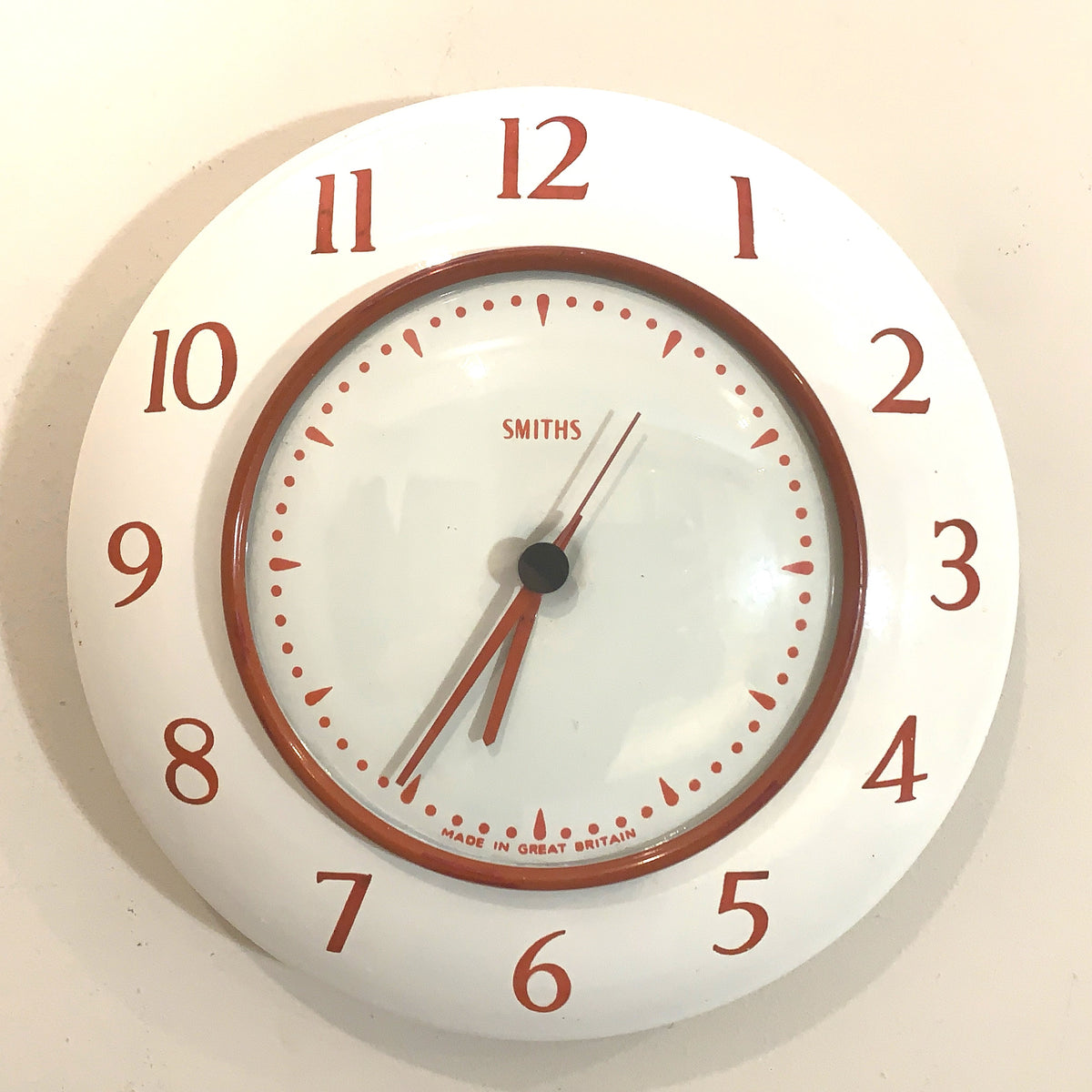 Smiths Vitreous Enamel Wall Clock Rare 1950s White Red Quartz 8in Gift
