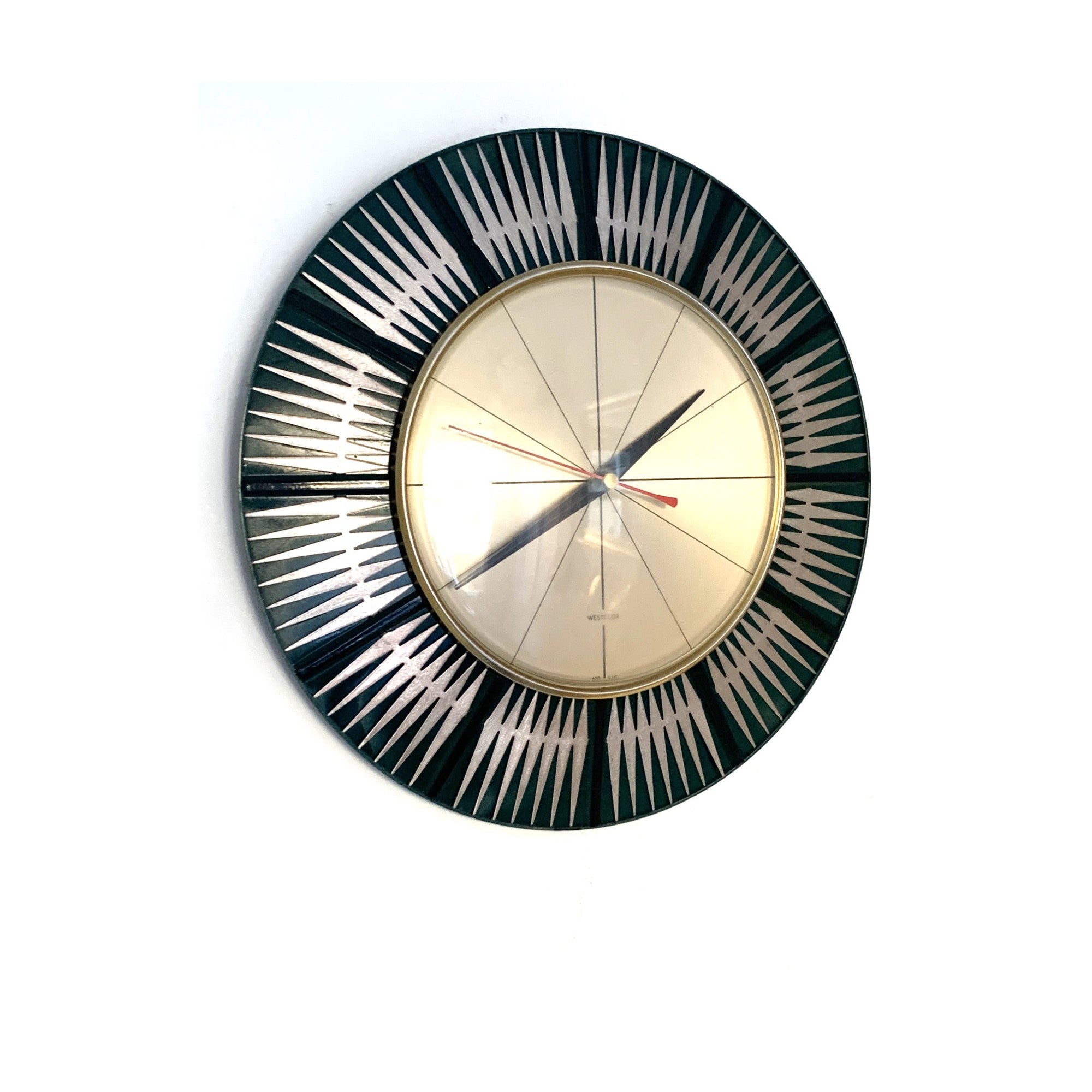 Westclox Starburst Wall Clock – 1970s Dark Green Pierced Brass Champagne Dial 12 Inch