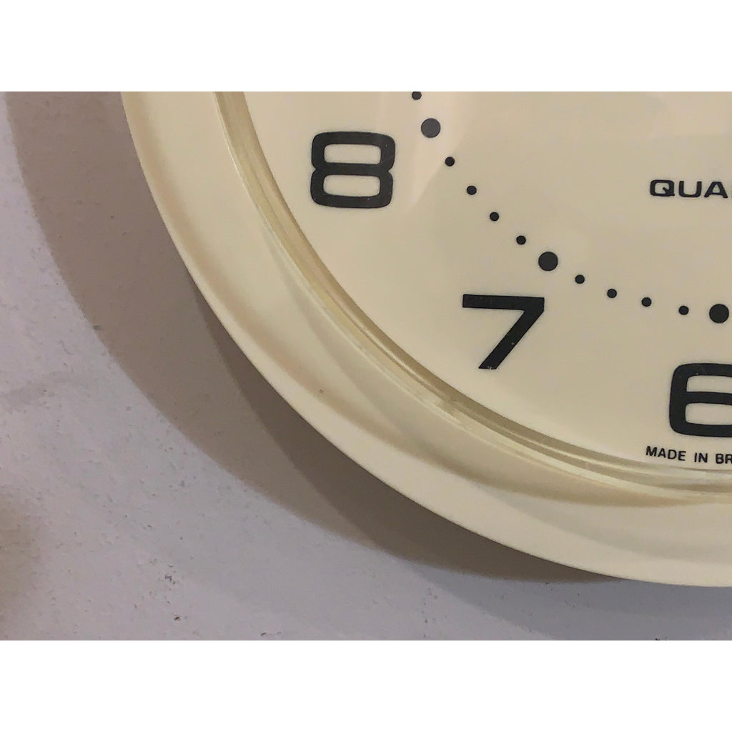Westclox Wall Clock Vintage 1980s British Cream Yellow Quartz Round