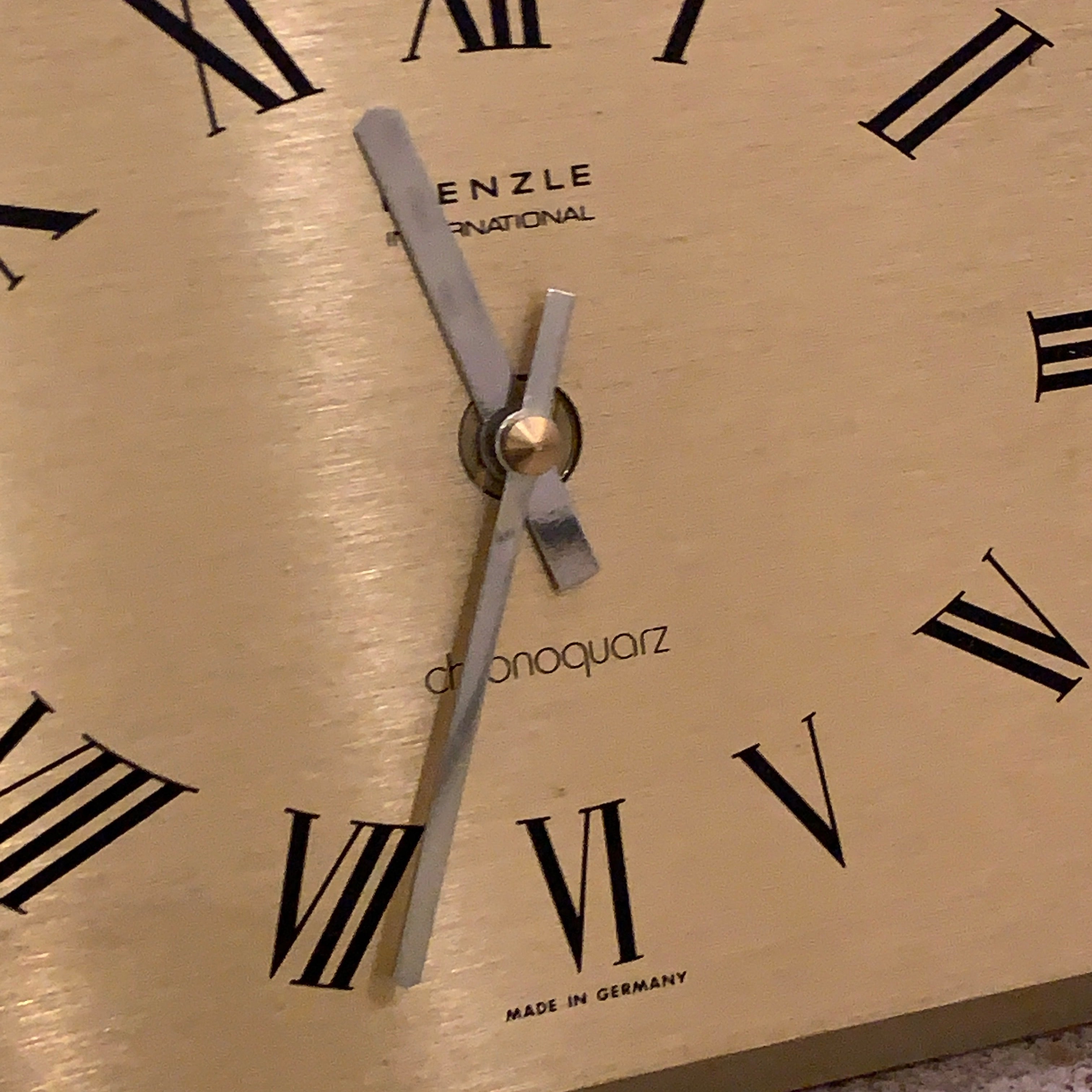 Kienzle International Chronoquartz Mantel Clock, 1970s Brushed Gold Aluminium, Chrome Corners