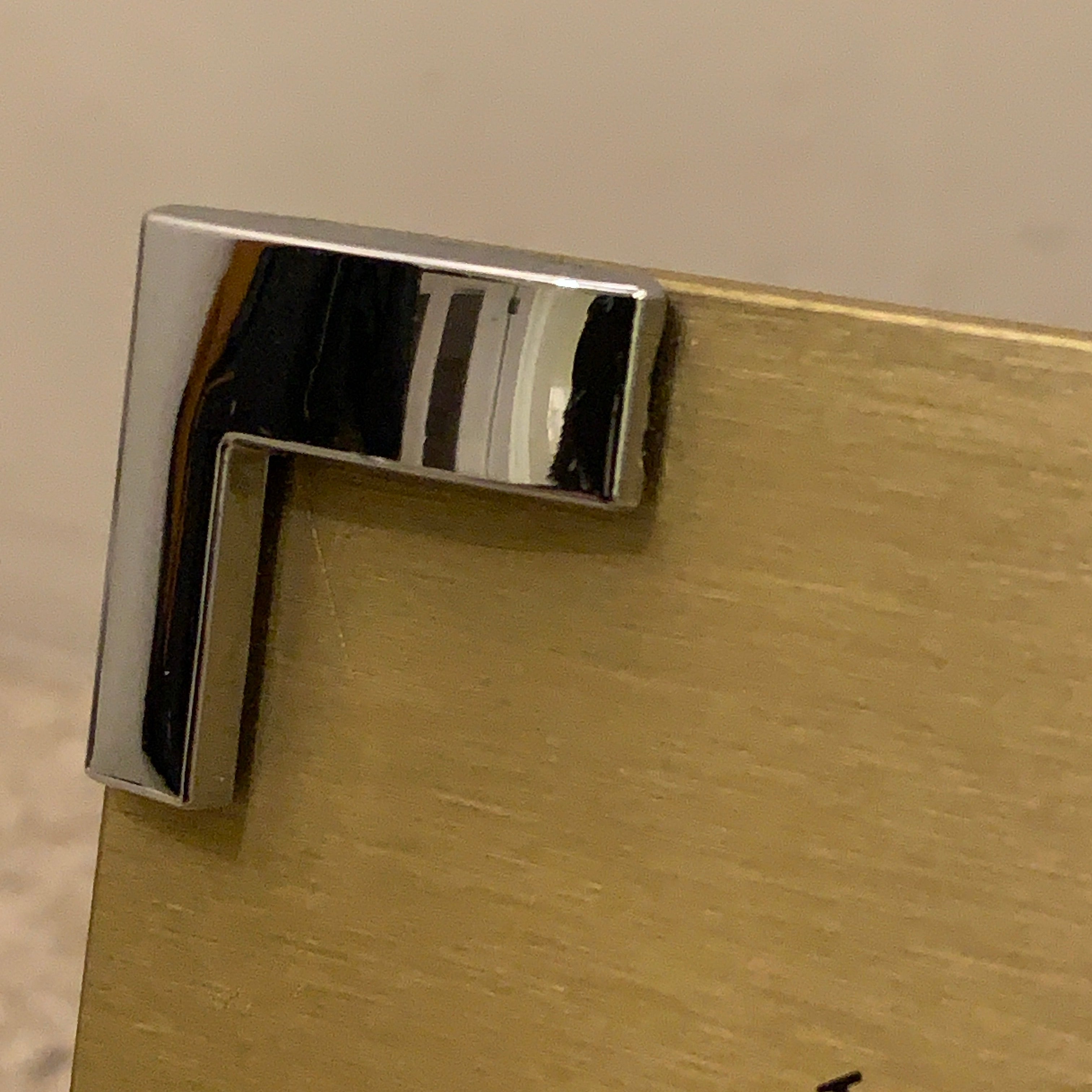 Kienzle International Chronoquartz Mantel Clock, 1970s Brushed Gold Aluminium, Chrome Corners