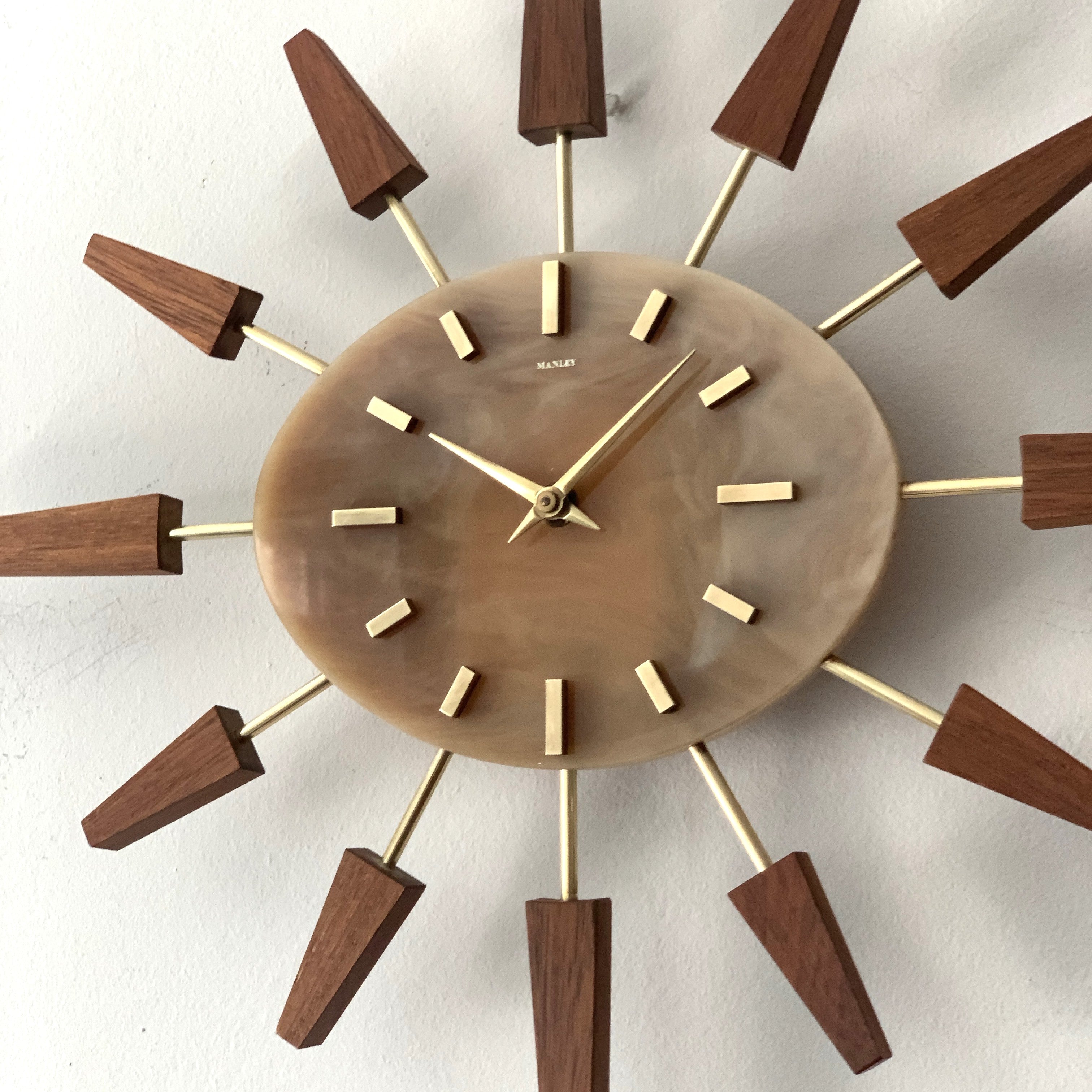 Manley Starburst Wall Clock – 1960s British Teak Walnut Brass Faux Marble Face 19 Inch Quartz