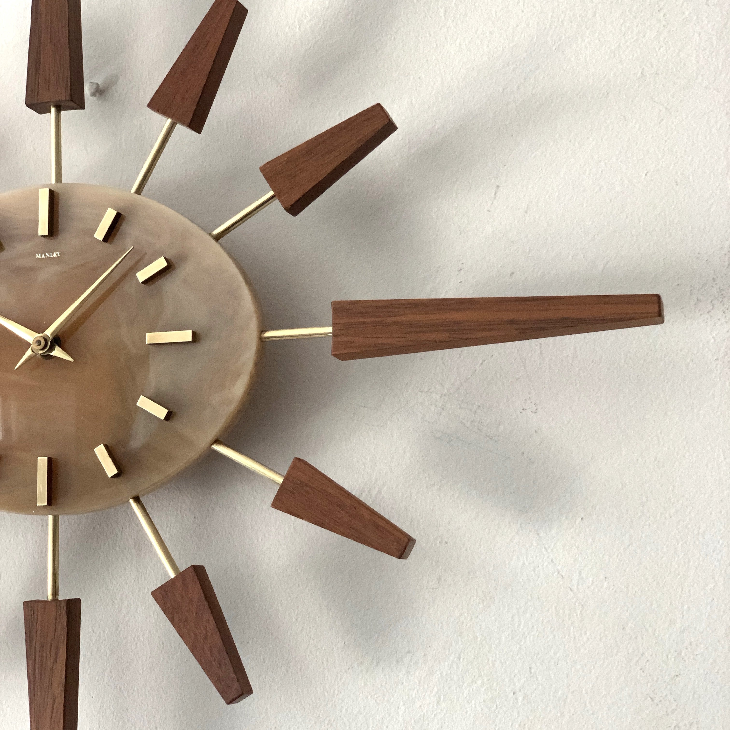 Manley Starburst Wall Clock – 1960s British Teak Walnut Brass Faux Marble Face 19 Inch Quartz