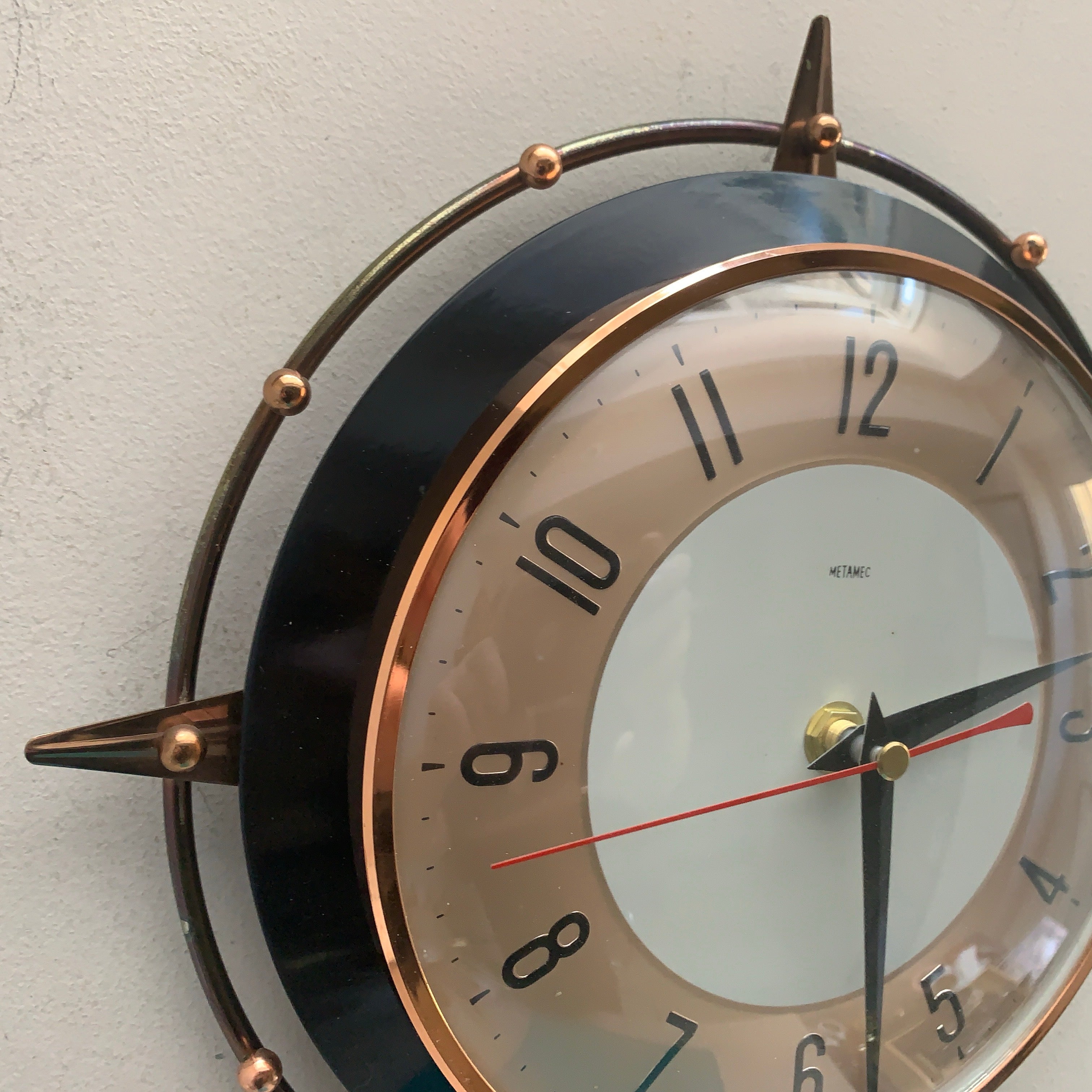 Metamec 5859 Starburst Wall Clock, Copper Black Bakelite, 1960s, New Quartz