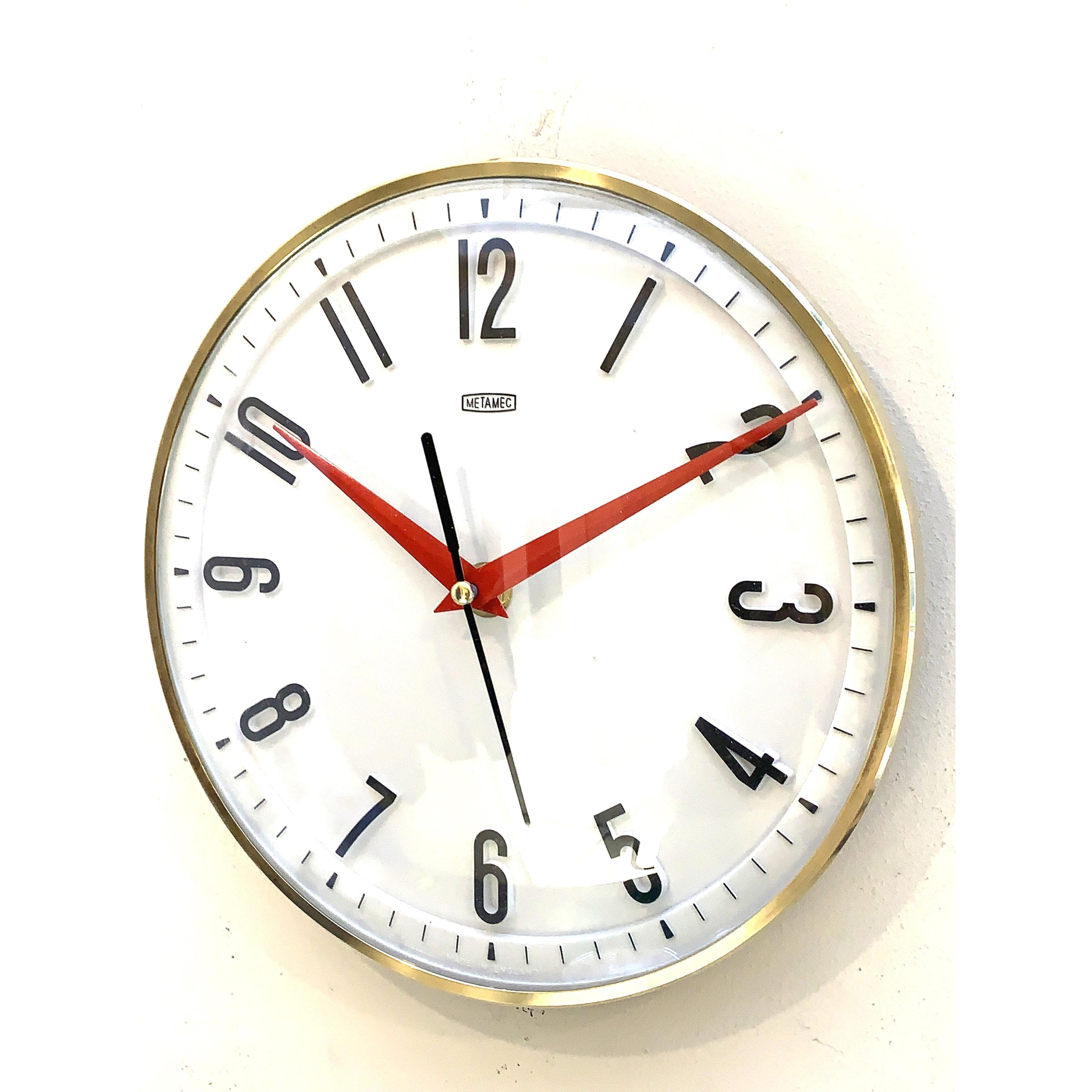 Metamec Model 5868 Wall Clock, 1960s, White Brass Bezel, Red Hands, Arabic Numerals, Quartz