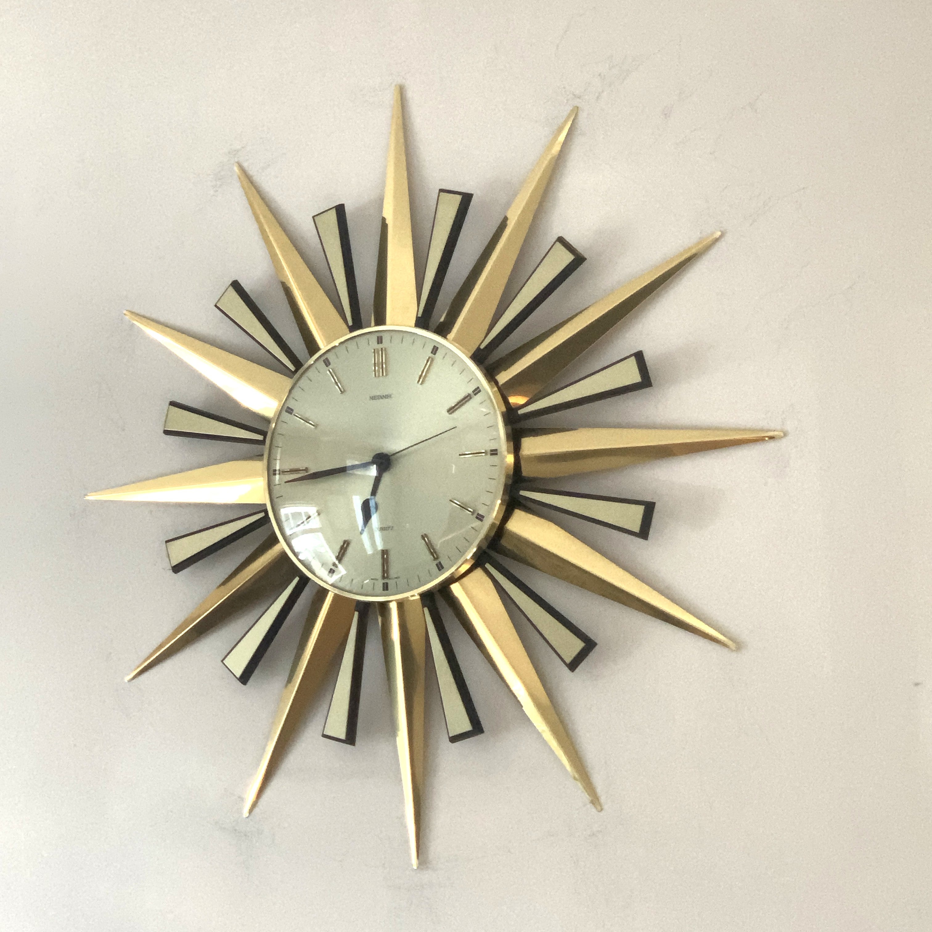 Metamec Sunburst Wall Clock, Rare Model 5629 Brass Starburst 1970s Quartz