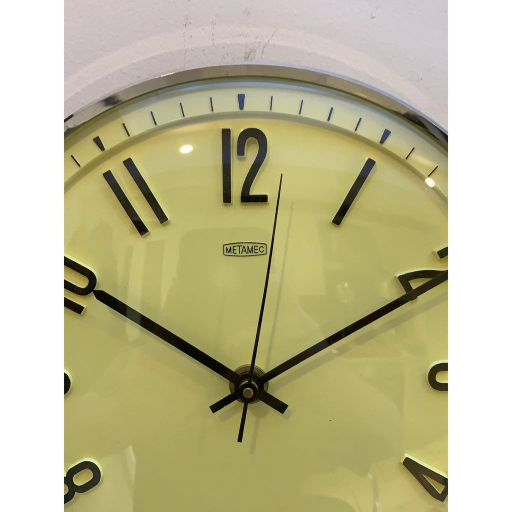 Metamec Model 5868 Wall Clock, Rare Yellow Dial, 1960s Kienzle Quartz