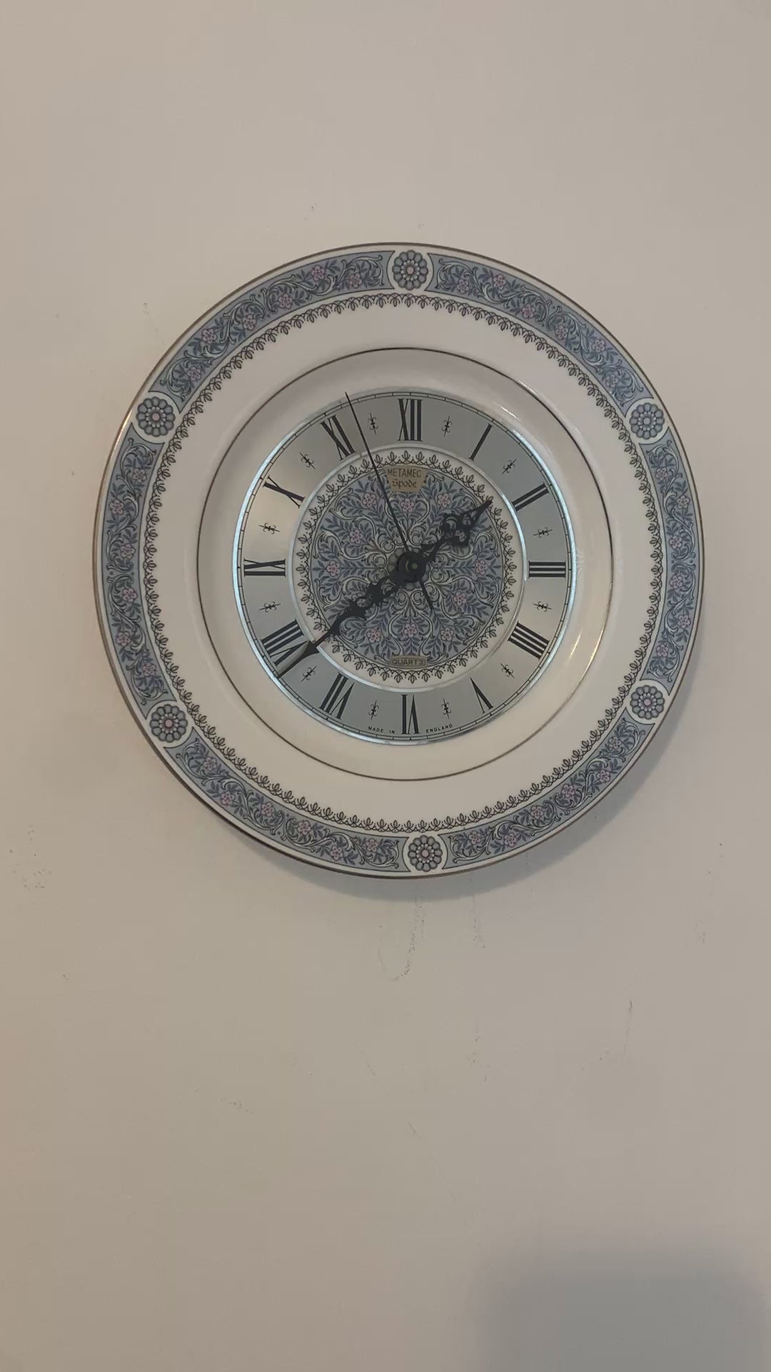 Metamec Spode Collaboration Wall Clock – 1976 Firenze Pattern Bone China Quartz 10.5 Inch England